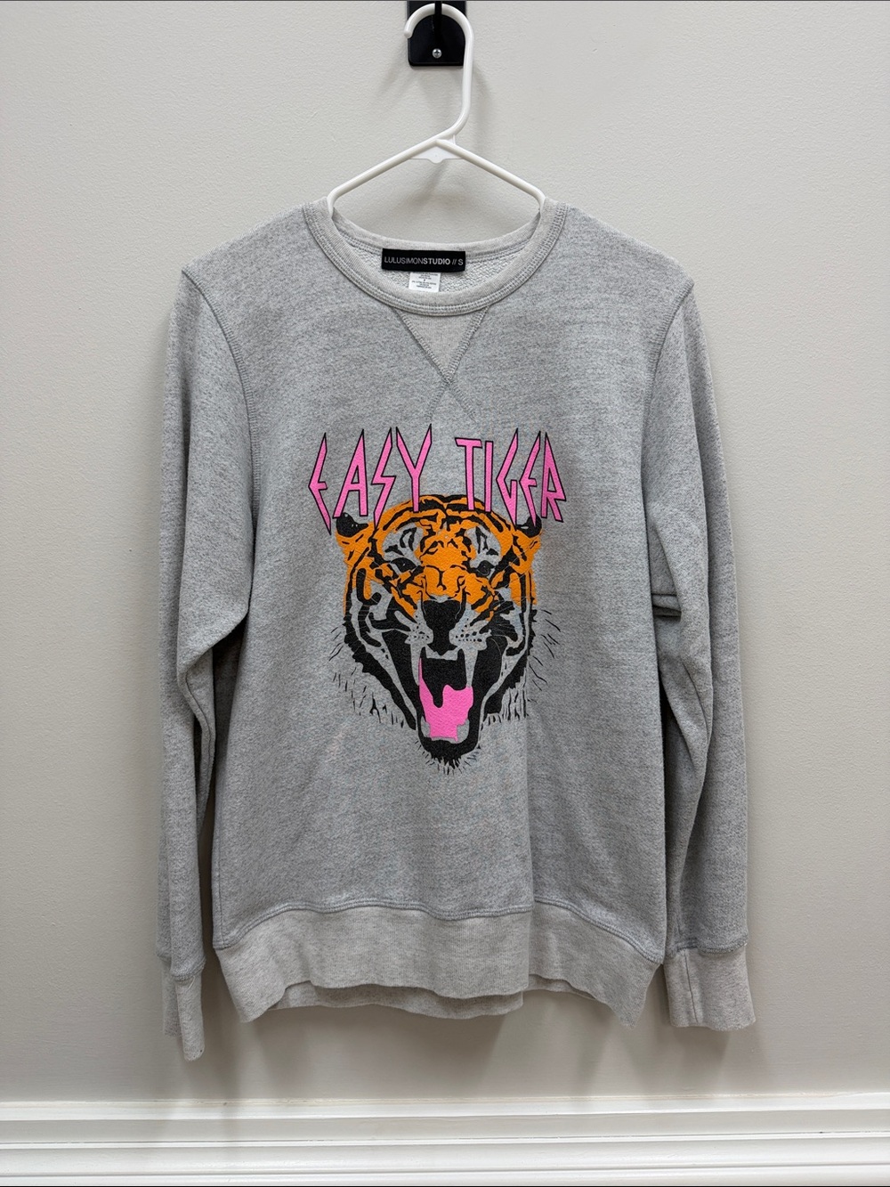 LuluSimon Studio Gray Crewneck with Easy Tiger Graphics Sz Small!!